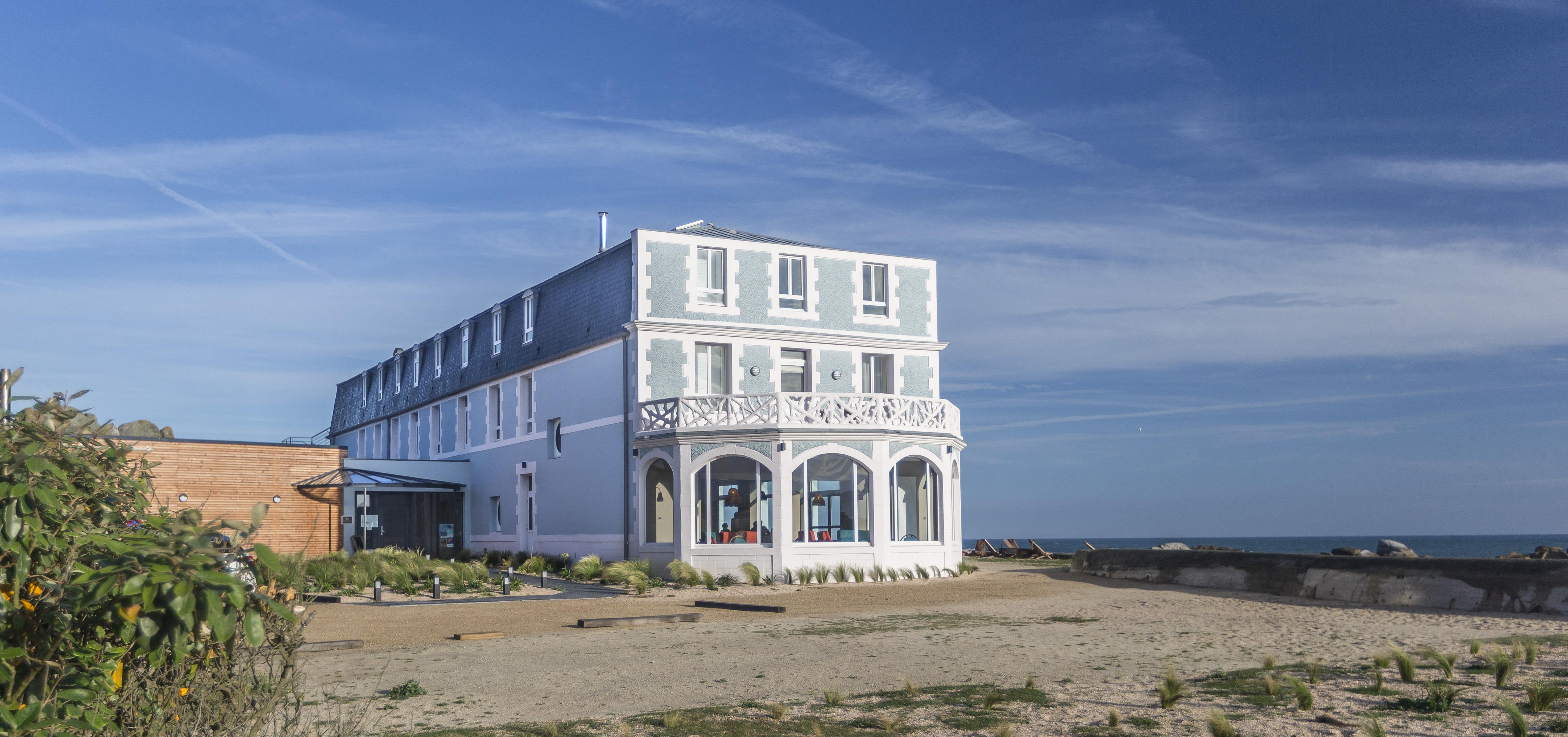 Hotel De La Mer & Spa Бриньоган-Плаж Екстериор снимка