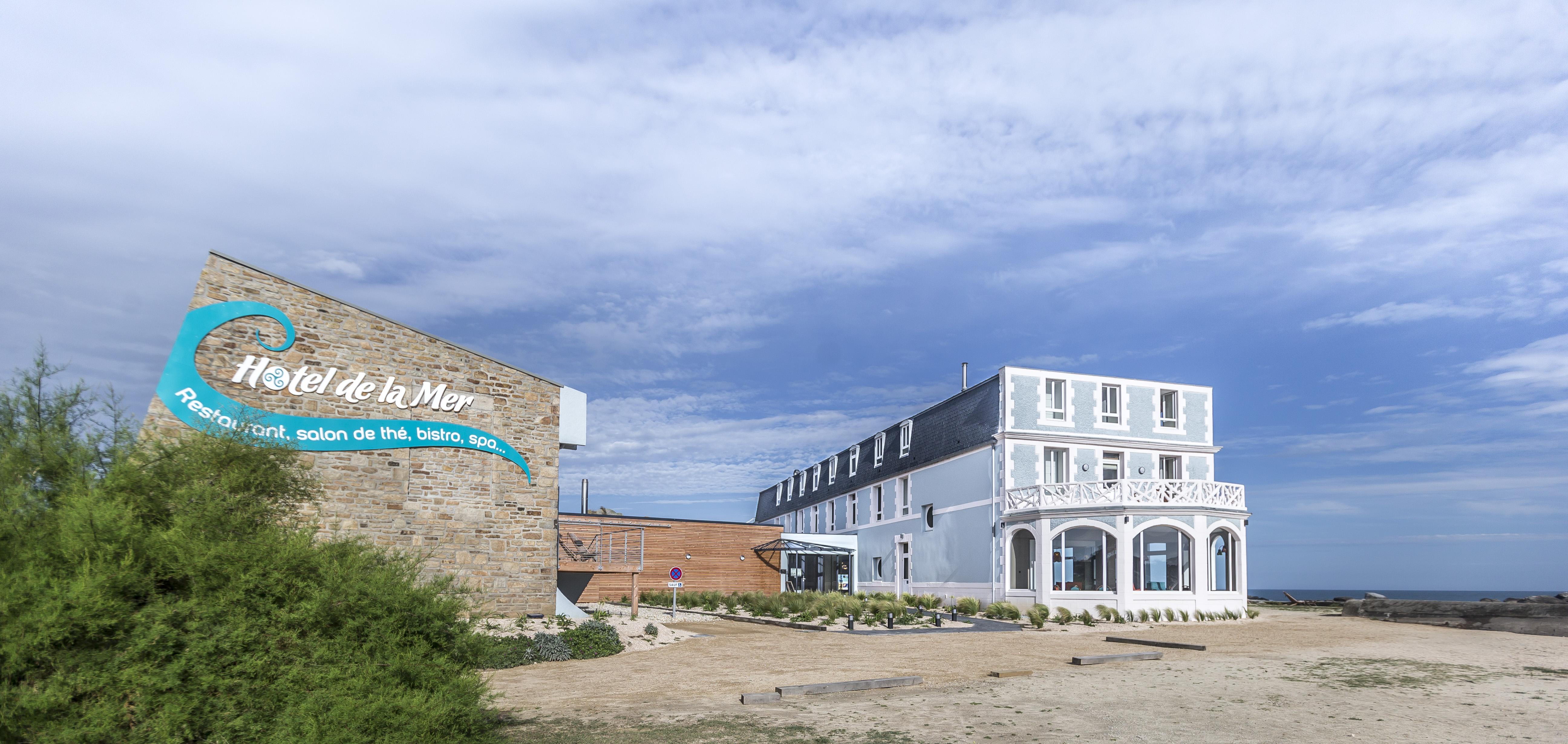Hotel De La Mer & Spa Бриньоган-Плаж Екстериор снимка